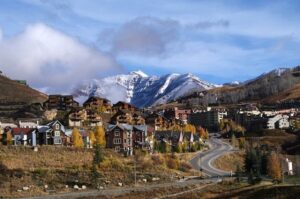 CRESTED BUTTE BEST DESTINATIONS IN COLORADO